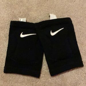 volleyball knee pads